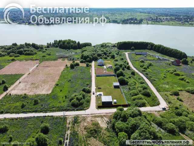 Участки у воды