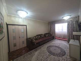 4-комнатную квартиру, мкр. Тунгуч, бп