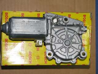 Электромотор стеклоподъемника правый 0130821509 Bosch 1442293 Scania 3176550 Volvo