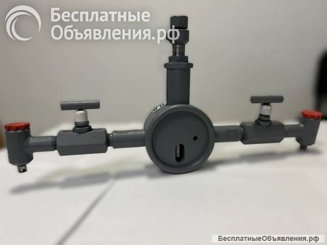 Штуцер регулируемый фланцевый ШРФ-20, с комплектом вентилей