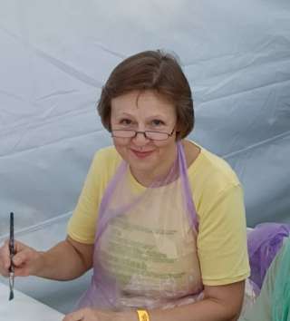Услуги няни, сопровождающей, гувернантки, репетитора начальных классов