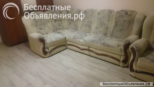 Мягкий уголок с креслом