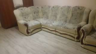 Мягкий уголок с креслом