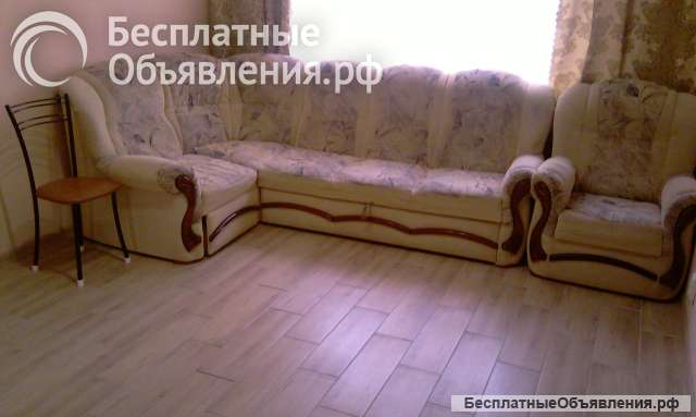 Мягкий уголок с креслом