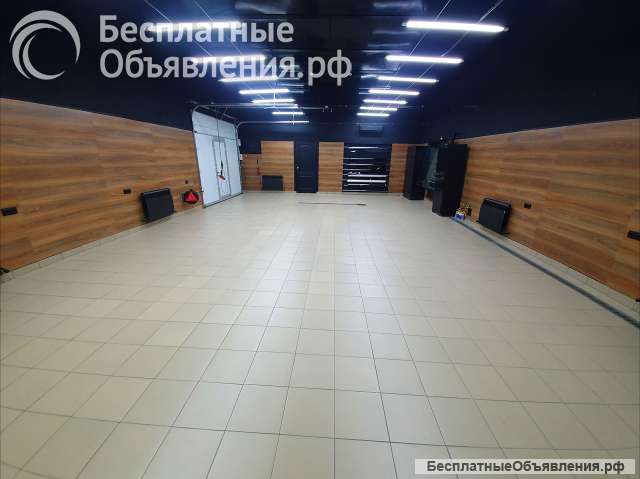 Офис с гаражом и складом