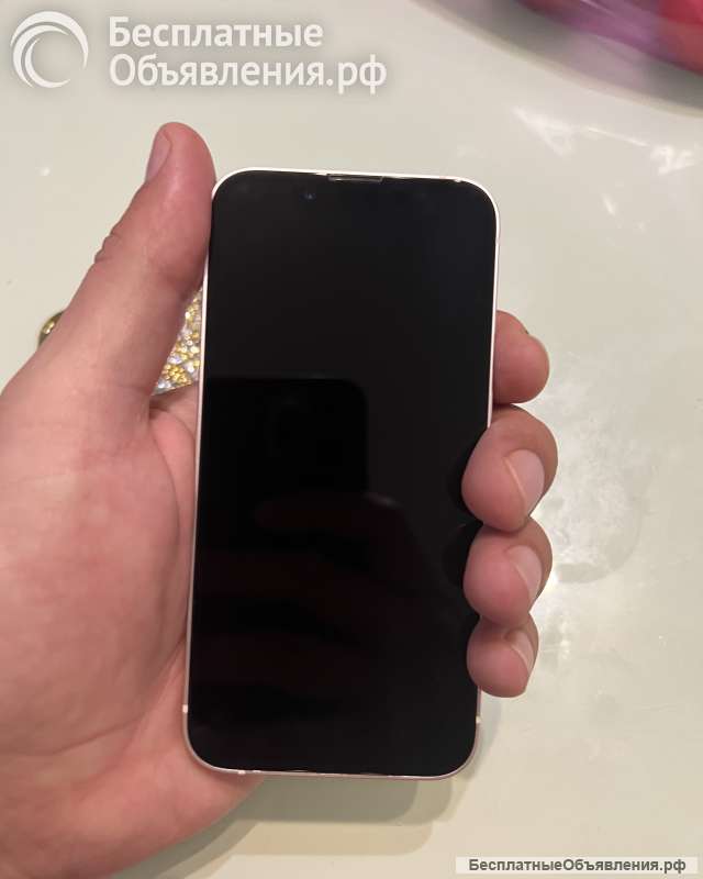 IPhone13 mini в отличном состоянии (включала его всего пару раз)