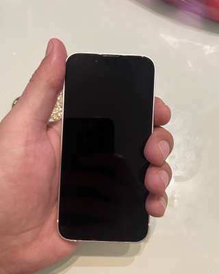 IPhone13 mini в отличном состоянии (включала его всего пару раз)