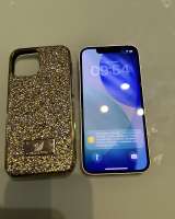IPhone13 mini в отличном состоянии (включала его всего пару раз)