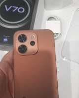 Vivo V70 12/256Gb 5g