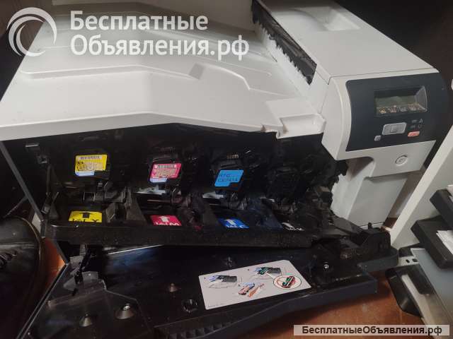 МФУ HP Color Lazer Jet CP 5225