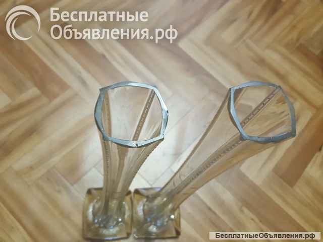 Ваза времён СССР берц. Высота 41 см. Самовар. Графин.