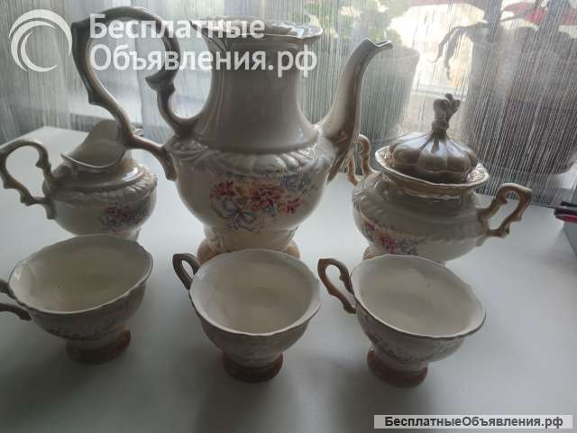 Винтажный фарфоровый чайный сервиз