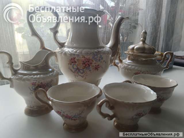 Винтажный фарфоровый чайный сервиз