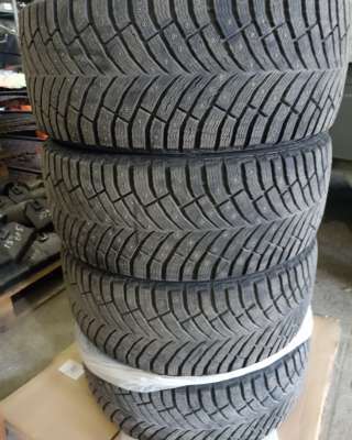 Автошина Michelin X-Ice North 4 99T XL 245/40R20 шип
