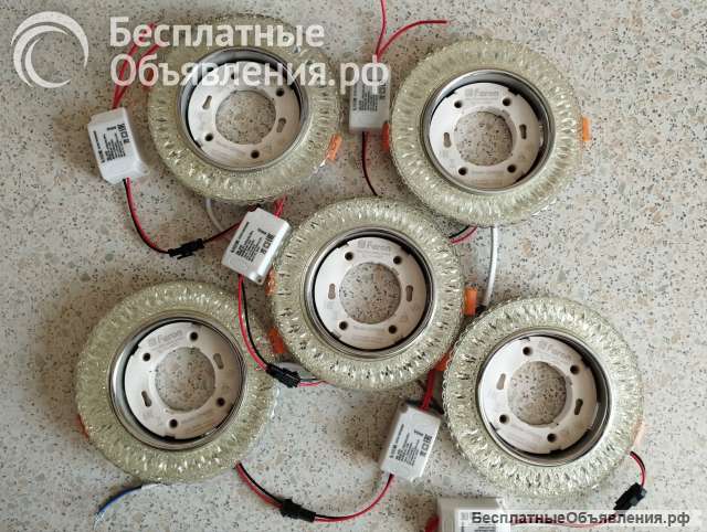 Светильники потолочные 6шт