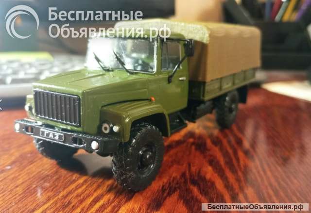 Модели ГАЗ 3308 " Садко " и ГАЗ 2203 "Тигр "