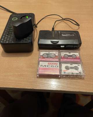 Микрокассетный диктофон Sanyo
