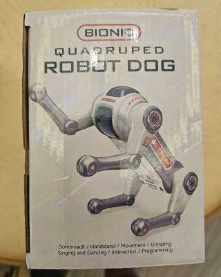 Робота из Китая (BIONIC ROBOT DOG)