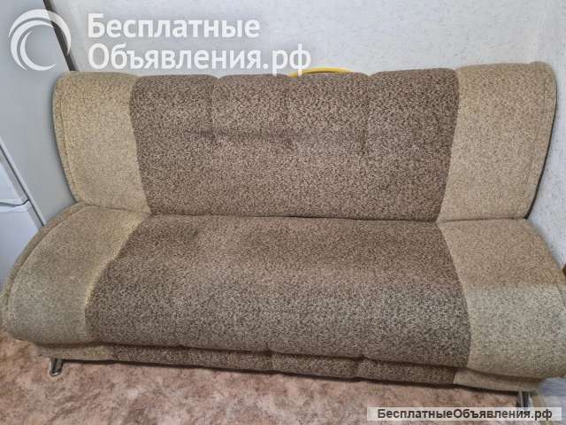 Диван