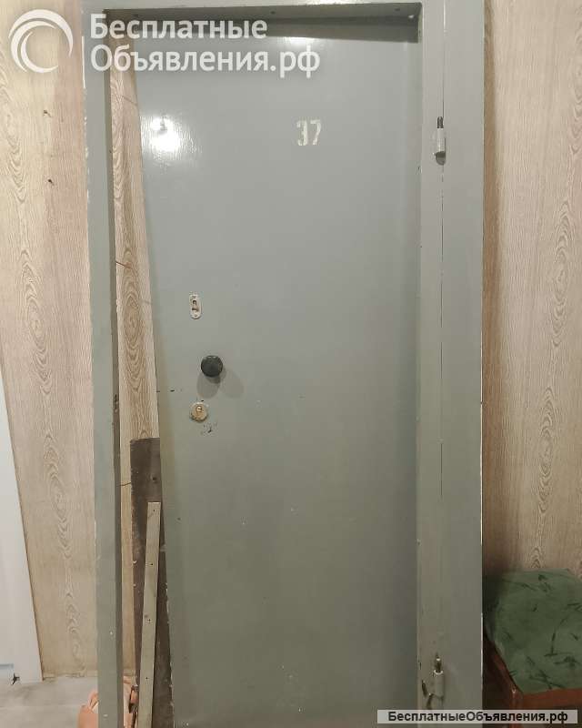 Дверь металлическая