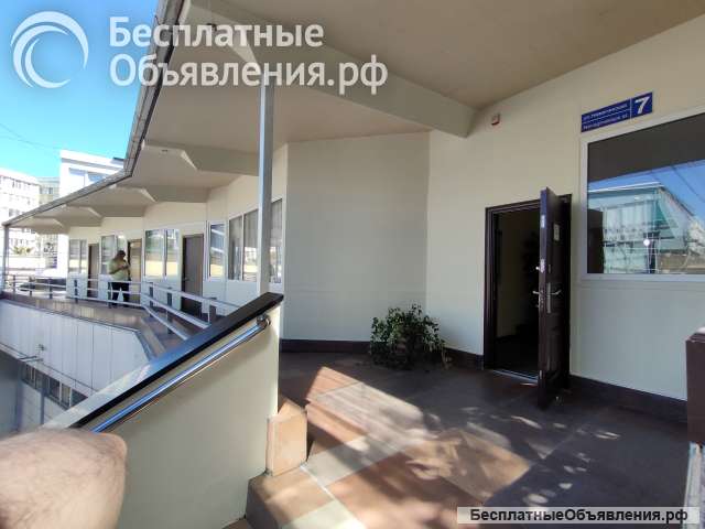 Офис с отдельным входом в центре Сочи