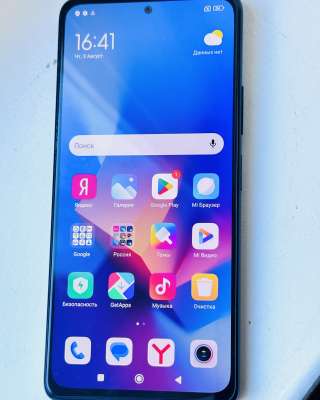 Смартфон Xiaomi Redmi 10 Pro