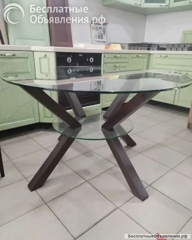 Cтол Маргарет 2