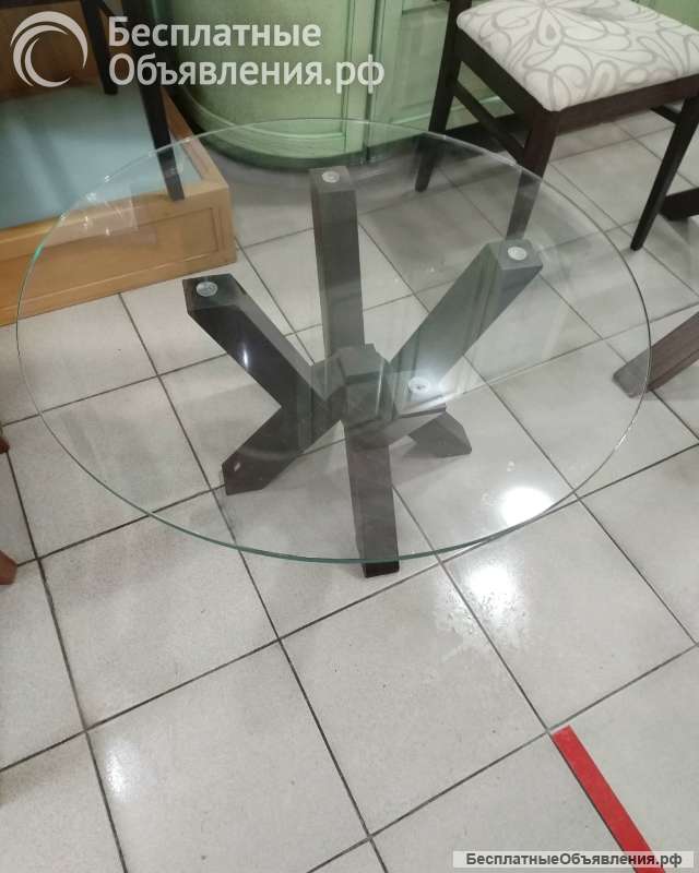 Cтол Маргарет 3