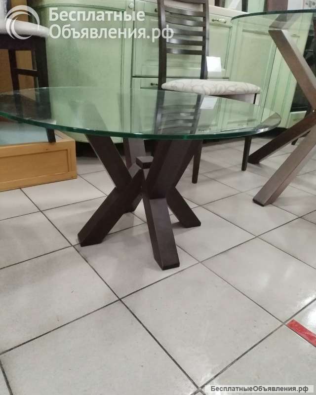 Cтол Маргарет 3