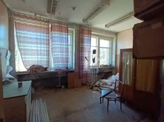8 нежилых помещений разной площади (138.4 м²)