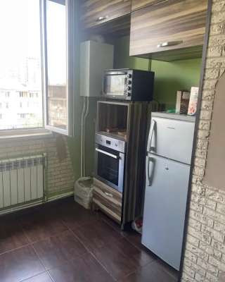 С 01/11 сдаётся 3комн. квартира в Ереване, просп. Комитаса 1. 70 кв.м., 5/5 этаж, с отоплением Baxi