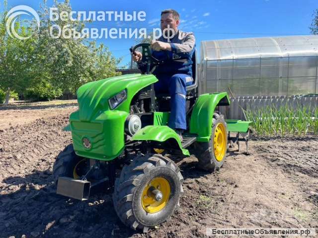 Минитрактор СМГ-101 с погрузчиком