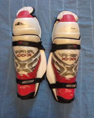 Щитки хоккейные bauer vapor 14"/36 см