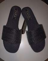 Женские шлёпанцы ZARA