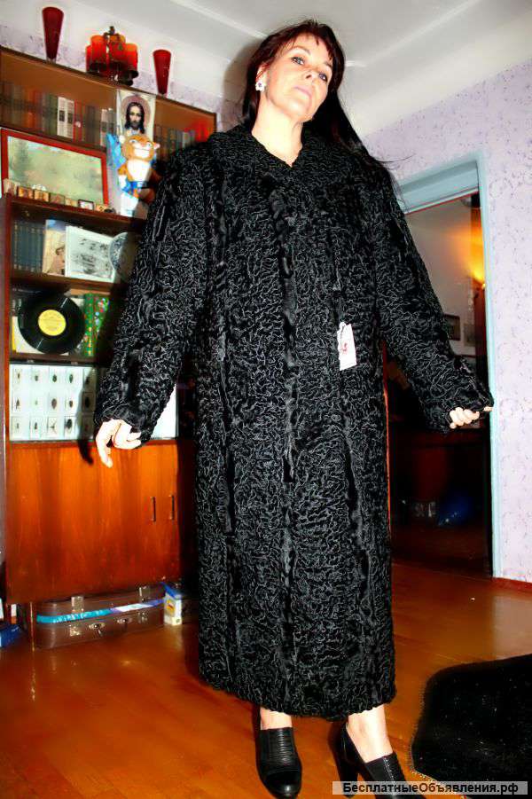 Шуба Каракулевая новая