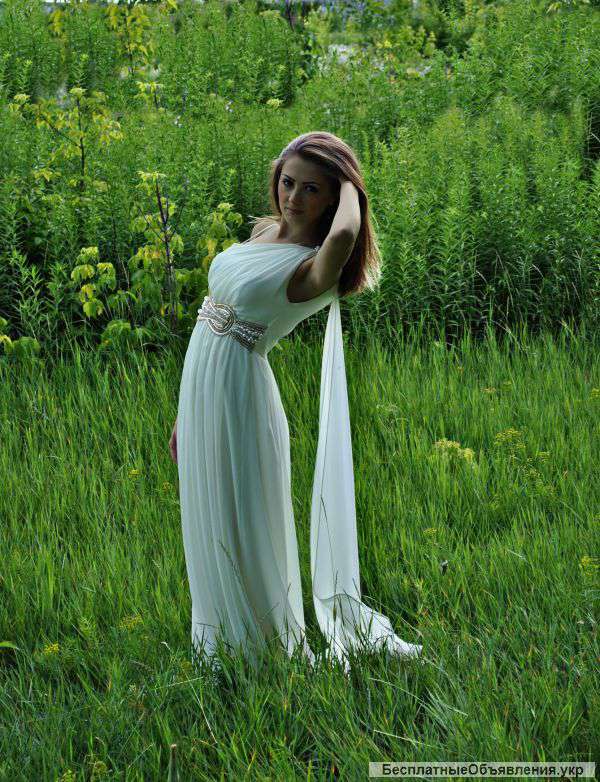 Вечернее платье