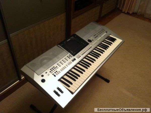 Синтезатор Yamaha PSR S900