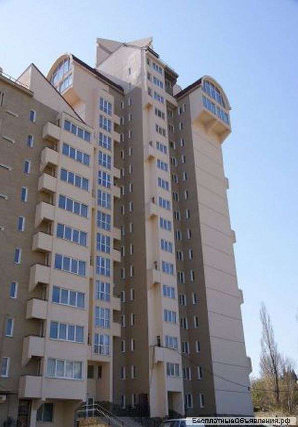 Продаeтся 1-комнатная квартира в Ялте в жилом многоуровневом комплексе (строили югославы)