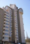 Продаeтся 1-комнатная квартира в Ялте в жилом многоуровневом комплексе (строили югославы)