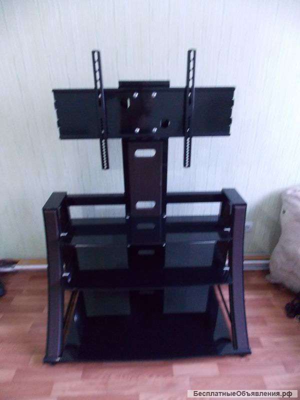 Стойка под телевизор и аппаратуру
