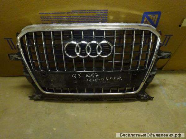 Решетка радиатора Audi Q5