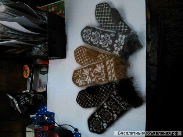 Вязаные варежки ручной работы