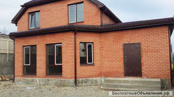 Дом в п. Новознаменский