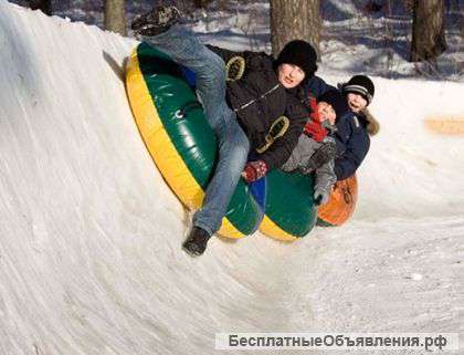 Зимний городок аттракционов