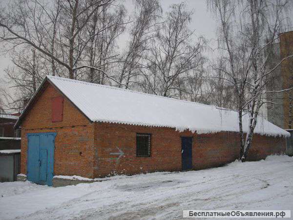 90,65,40,18 кв.м у м.Нагорная на территории предприятия.