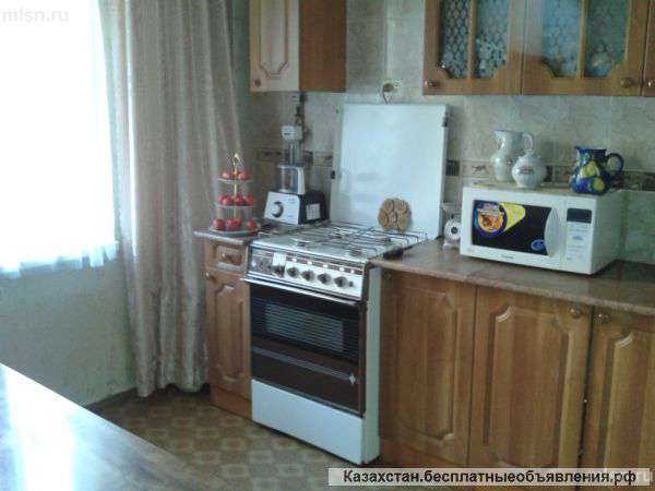 2 ком кв,51 м2, 1/5 пан ,омск, ул. Кирова,6/2, изолир Цена 2400 т. р