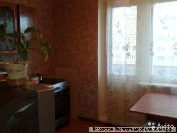 3 ком кв. 82 м2, 4/10 пан, изолир, балкон,центр левого берега,Цена 4000 т. р