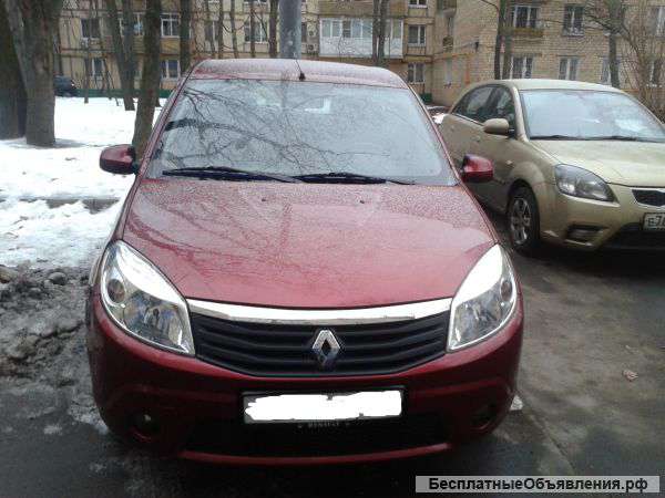 Рено сандеро