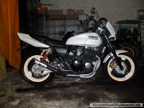 Yamaha XJR 400 R2