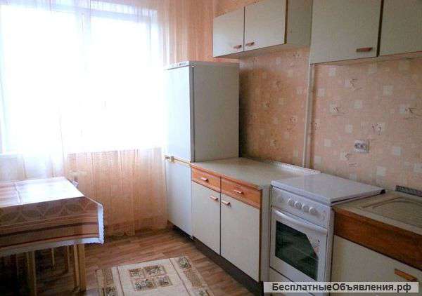 3 к.кв. СЖМ пр. Космонавтов 8/9п. 65м. хорошее состояние